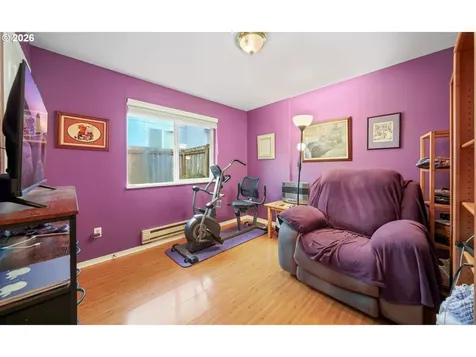2102 S 8th Street Cottage Grove OR 97424