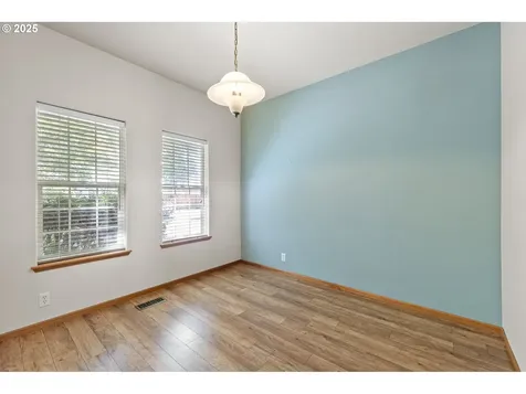 479 Taz Lane Eugene OR 97404