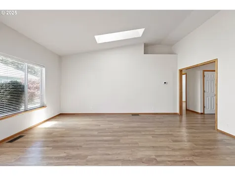 479 Taz Lane Eugene OR 97404