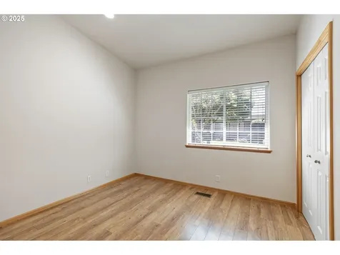 479 Taz Lane Eugene OR 97404