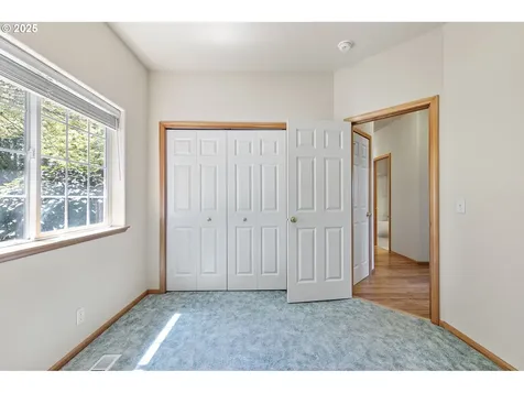 479 Taz Lane Eugene OR 97404