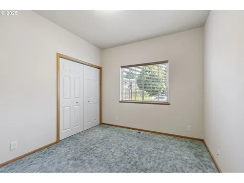 479 Taz Lane Eugene OR 97404