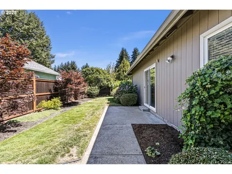 479 Taz Lane Eugene OR 97404