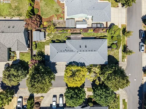 479 Taz Lane Eugene OR 97404