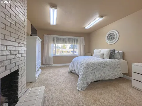 9708 NW 9th Avenue Vancouver WA 98665