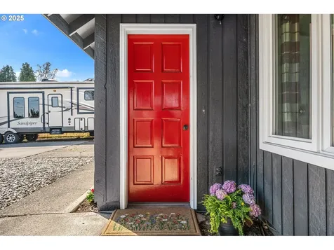 9708 NW 9th Avenue Vancouver WA 98665