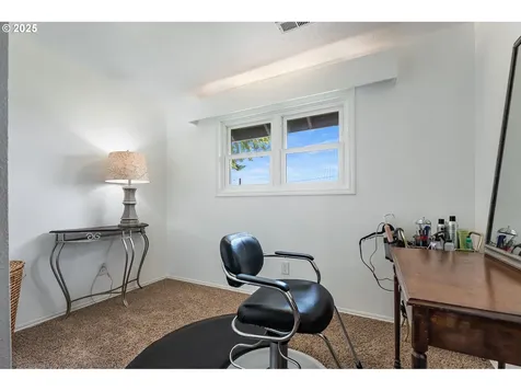 9708 NW 9th Avenue Vancouver WA 98665