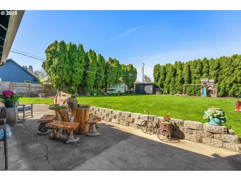 9708 NW 9th Avenue Vancouver WA 98665