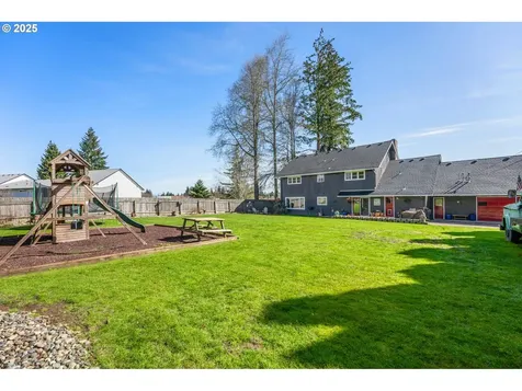 9708 NW 9th Avenue Vancouver WA 98665