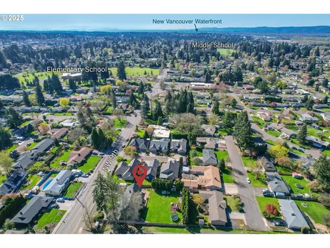 9708 NW 9th Avenue Vancouver WA 98665