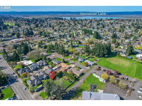 9708 NW 9th Avenue Vancouver WA 98665