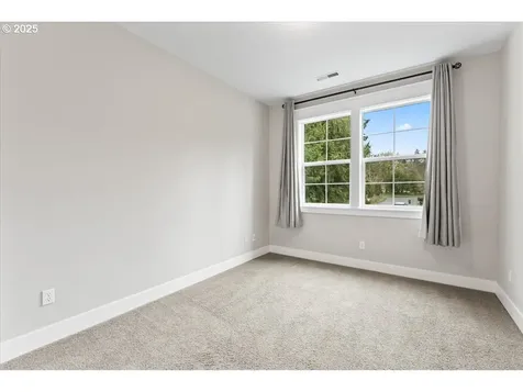 8105 SW Kalay Court Portland OR 97223