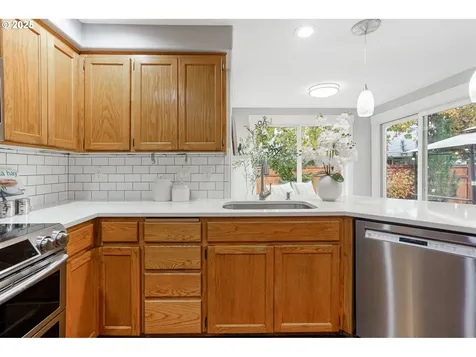 5376 Mcintosh Court N Keizer OR 97303