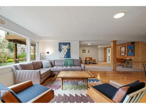 8110 SW Valley View Drive Portland OR 97225