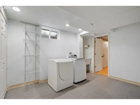 8110 SW Valley View Drive Portland OR 97225