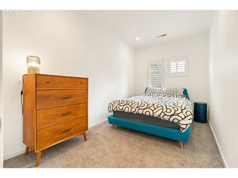 1420 NE 16th Avenue Portland OR 97232