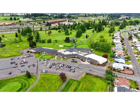 2233 Country Club Terrace Woodburn OR 97071