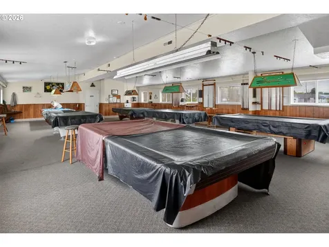 2233 Country Club Terrace Woodburn OR 97071