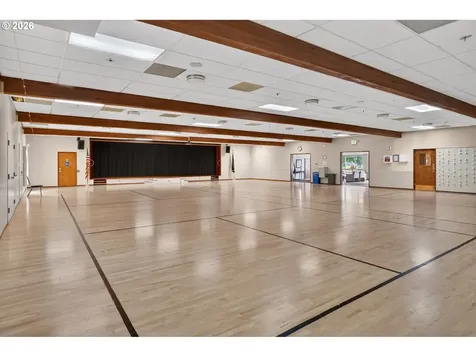 2233 Country Club Terrace Woodburn OR 97071
