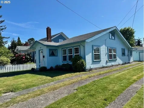 1413 Union Avenue North Bend OR 97459