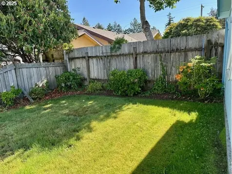 1413 Union Avenue North Bend OR 97459