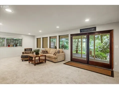 17455 Blue Heron Road Lake Oswego OR 97034