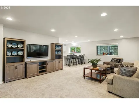 17455 Blue Heron Road Lake Oswego OR 97034