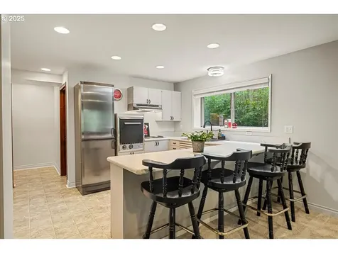 17455 Blue Heron Road Lake Oswego OR 97034