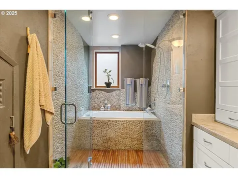 17455 Blue Heron Road Lake Oswego OR 97034