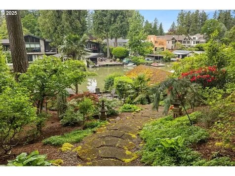 17455 Blue Heron Road Lake Oswego OR 97034