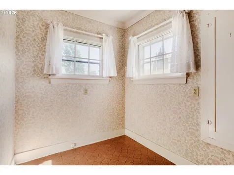 1135 B Street Washougal WA 98671