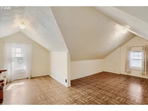 1135 B Street Washougal WA 98671