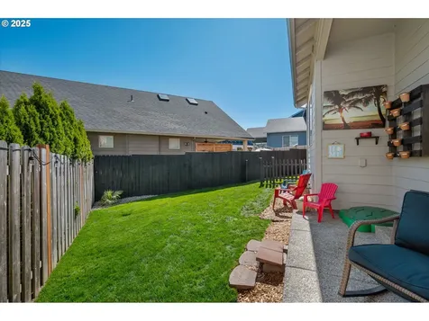 2820 SE Baker Avenue Gresham OR 97080