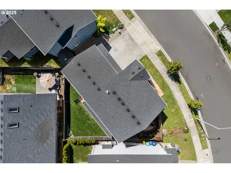 2820 SE Baker Avenue Gresham OR 97080