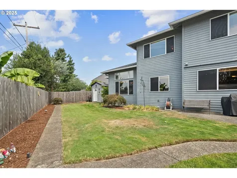 2597 NE Roberts Place Gresham OR 97030