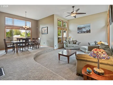 2597 NE Roberts Place Gresham OR 97030