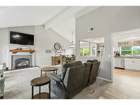 2007 View Court The Dalles OR 97058