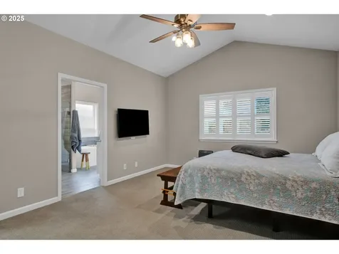 9 White Tail Court Florence OR 97439