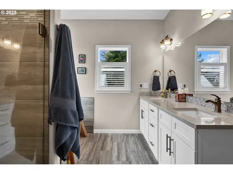 9 White Tail Court Florence OR 97439
