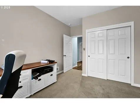 9 White Tail Court Florence OR 97439