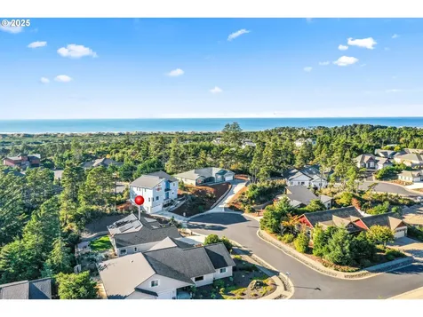 9 White Tail Court Florence OR 97439