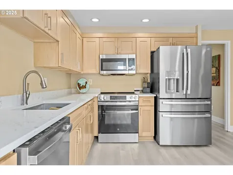 5305 SW Colony Court Beaverton OR 97005