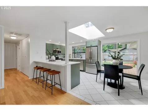 5132 Timbergrove Street Lake Oswego OR 97035