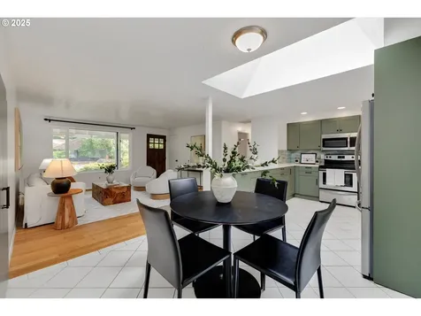5132 Timbergrove Street Lake Oswego OR 97035