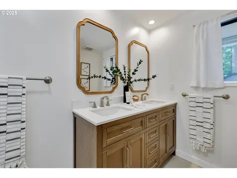 5132 Timbergrove Street Lake Oswego OR 97035