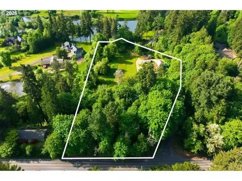 112 SW Tualatin Loop West Linn OR 97068