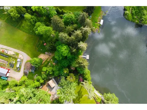 112 SW Tualatin Loop West Linn OR 97068