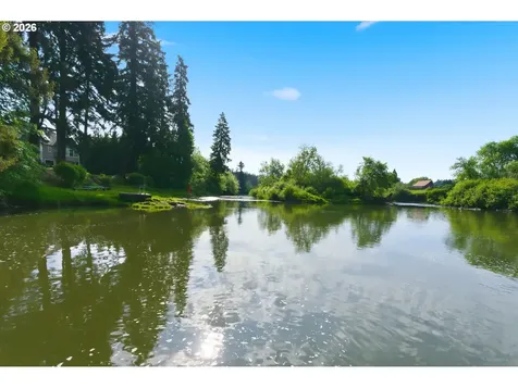 112 SW Tualatin Loop West Linn OR 97068