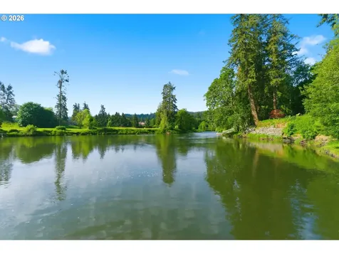 112 SW Tualatin Loop West Linn OR 97068