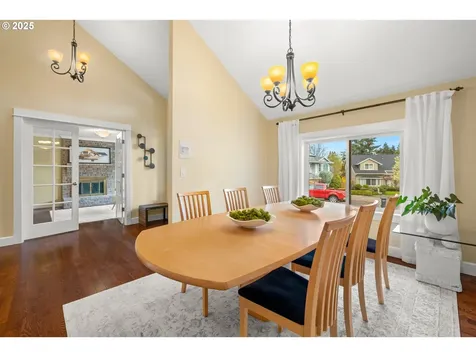 7735 SW Forsythia Place Beaverton OR 97008